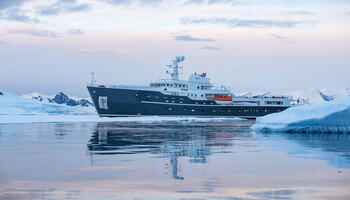 Тур «Антарктида на частной яхте »
